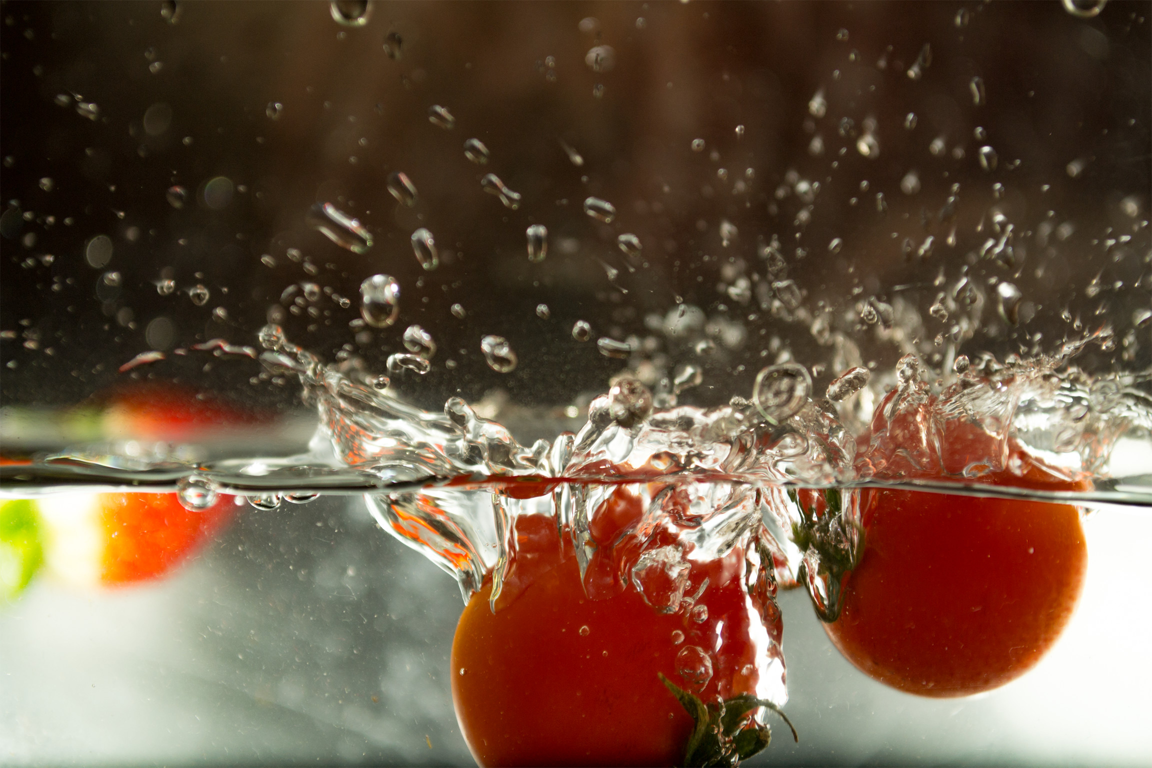 tomato-splash